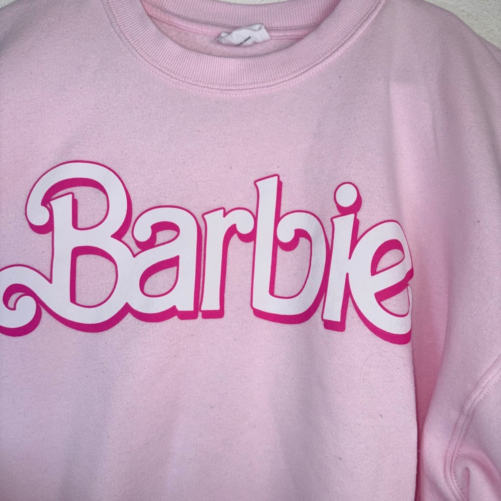 Barbie Sweatshirt Medium Pink Excellent Relaxed Fit Logo Pullover - Picture 3 of 8